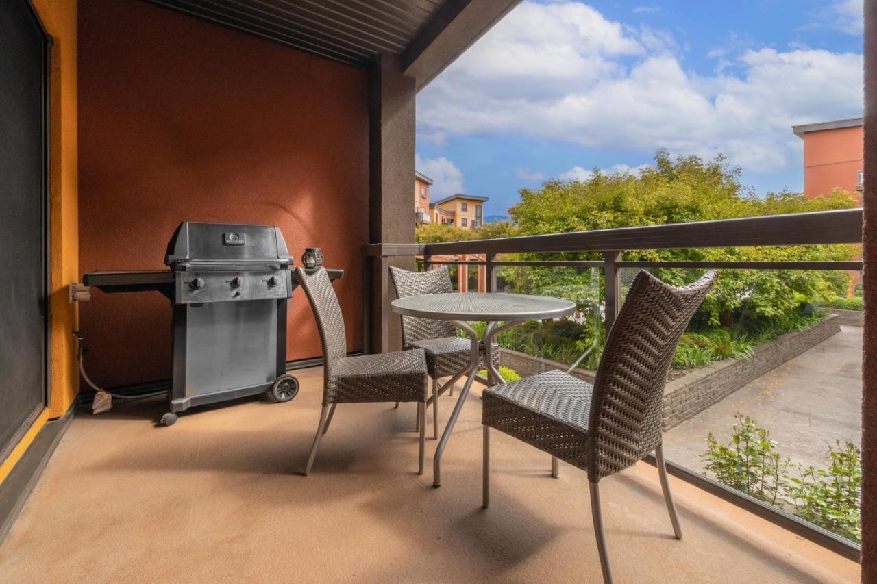 Upgraded Lakeside Resort Dream Vacation Home Kelowna Exterior foto