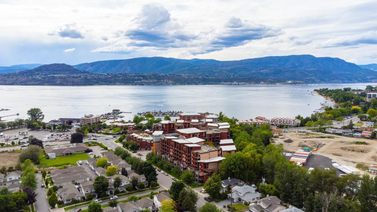 Upgraded Lakeside Resort Dream Vacation Home Kelowna Exterior foto